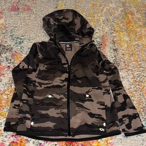 NWOT camo boys lightweight zipup